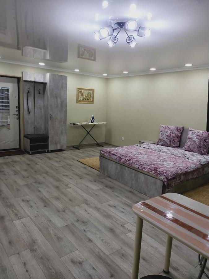 Apartnew In City Centr Ustʼ-Kamenogorsk Exterior foto